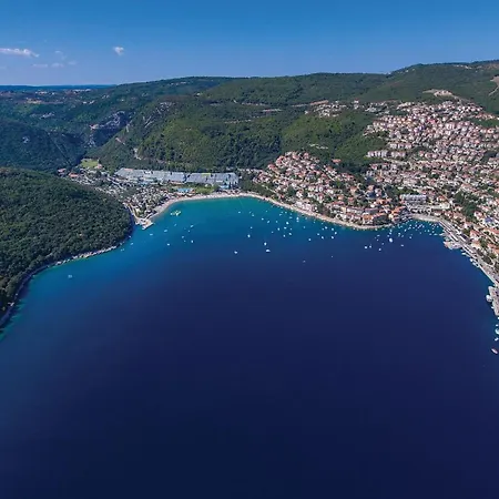 Awesome In Podpican Potpićan
