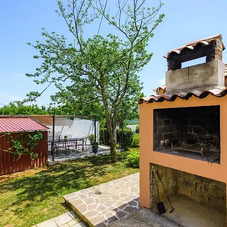 Apartment Amazing In Podpican With Kitchen *